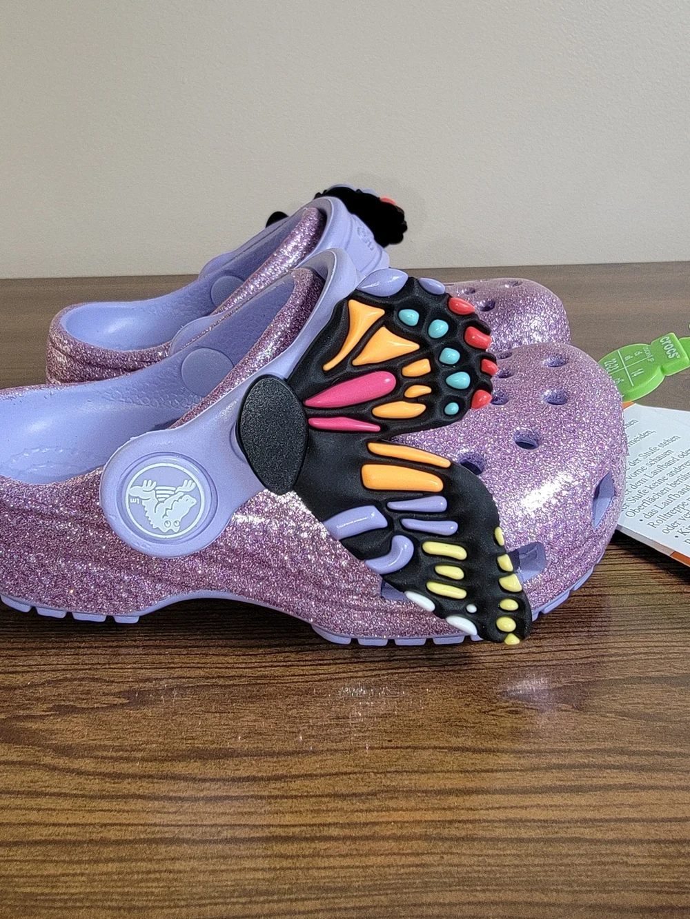Crocs Kids' Glitter Classic Clog  w/ Butterfly Detail - Size 6 Toddler